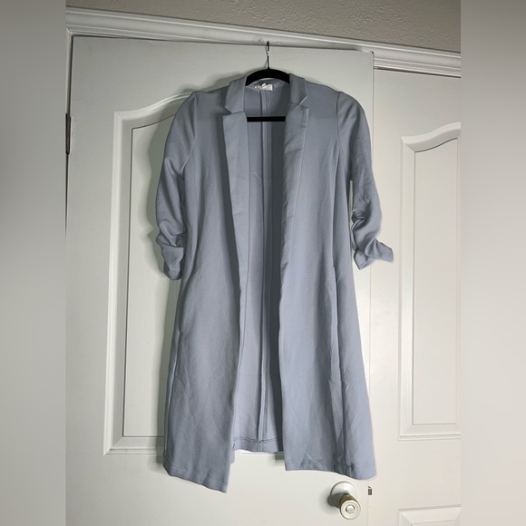 Trench Coat - Picture 1 of 2